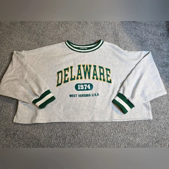 Delaware 1974 West Virginia USA Cropped Ribbed Oversized Baggy Collegiate - Picture 1 of 6